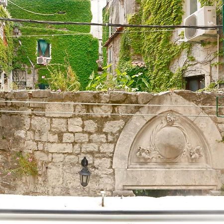 Studio Apartman Fictilis Split Exterior photo